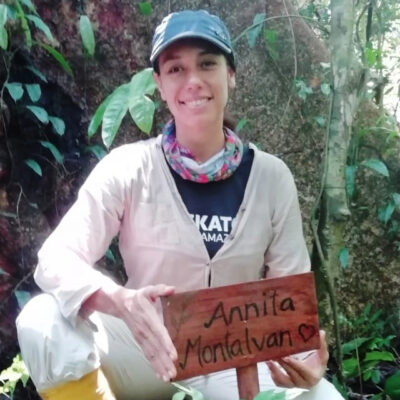 Anita Montalvan dedicada a la protección y a la investigación del bosque amazónico en Arbio Perú