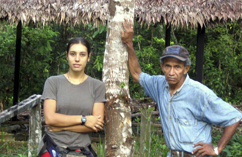 Tatiana en uno de sus primeras expediciones a ala amazonía